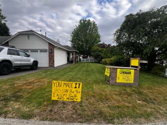 GARAGE SALE AND LEMONADE STAND!