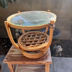 Vintage rattan Glass Side table