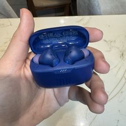 JBL Earbuds True Noise Cancelling 