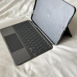 Logo Tech Ipad 10Th Generation Keyboard Case