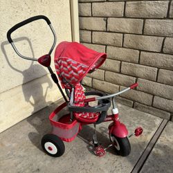 Radio Flyer Stroll and Roll Tricycle