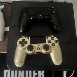1TB ps4 slim with two original controllers