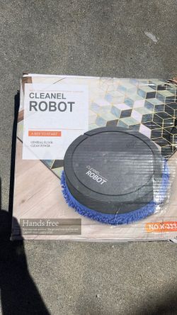 Robot to clean floor
