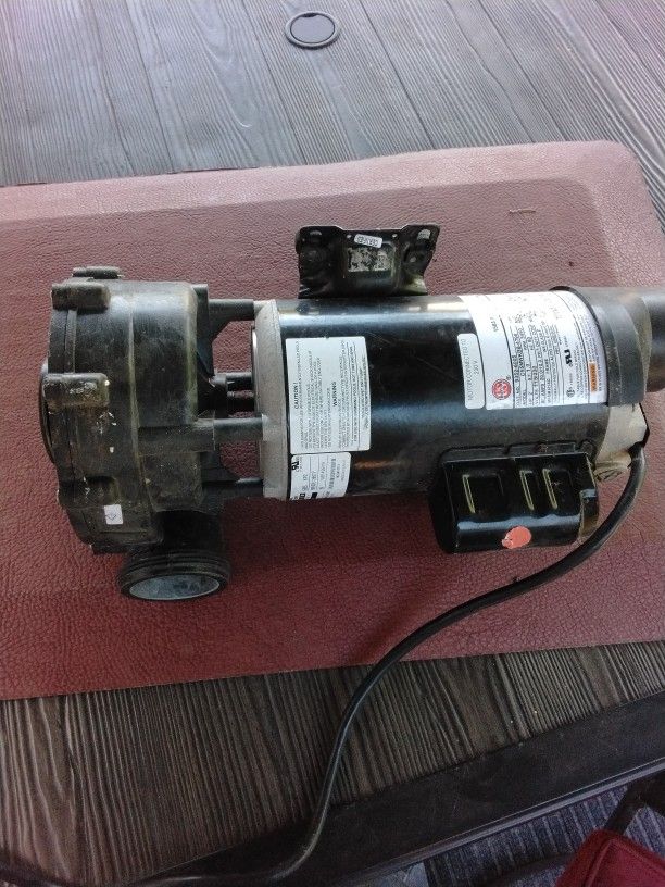 Watkins Wavemaster Hot Tub Pump Model 39577