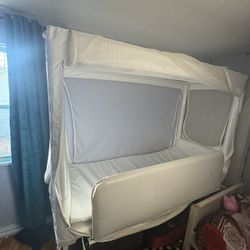 Free Metal Bed  Safe 