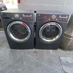 LG FRONT LOAD WASHER AND GAS DRYER SET SIDE BY SIDE OR STACKED. +FREE DELIVERY AND INSTALLATION