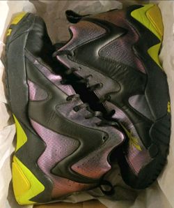 Reebok Kamikaze II Mid Nocturnal Men's Size 8.5 Yellow/ Black Shawn Kemp Sonics