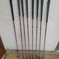 L H Ping Eye 2 Black Dot