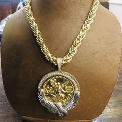 10KT Twisted Gold Chain With 10KT Coin Charm