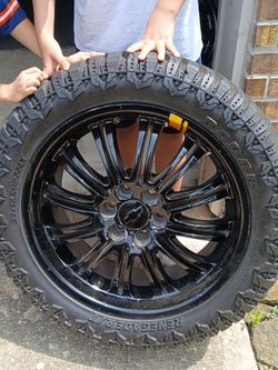 Chevy Silverado 6 lug 22" Rims and Tires