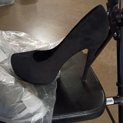 Platform Heels Size 9 Brand New