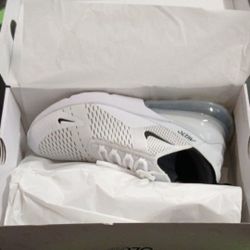 Nike Air Max 270