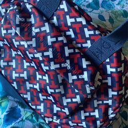 Tommy Hilfiger