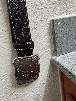 Ariat belt