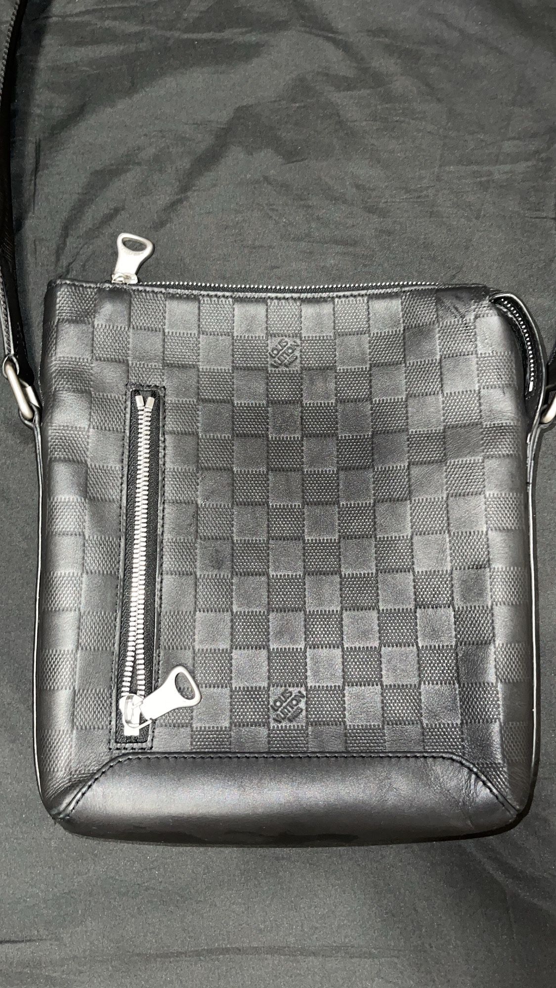 2018 Louis Vuitton Malletiera Paris En 1854 (Hand Bag ) for Sale in  Springfield, OH - OfferUp