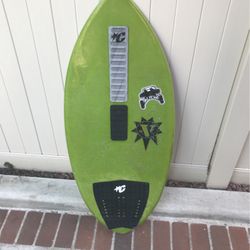 Medium Small Fiberglass Victoria Skimboard for Sale in Lake Forest
