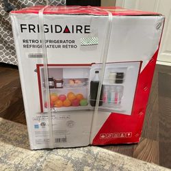 Frigidaire 1.6 Cu ft Retro Compact Refrigerator With Side Bottle Opener
