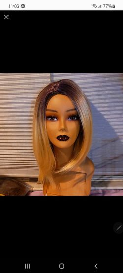 Blonde Shoulder Length Wig 