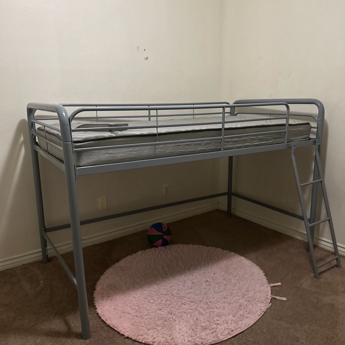 Twin Size Bed & Frame 