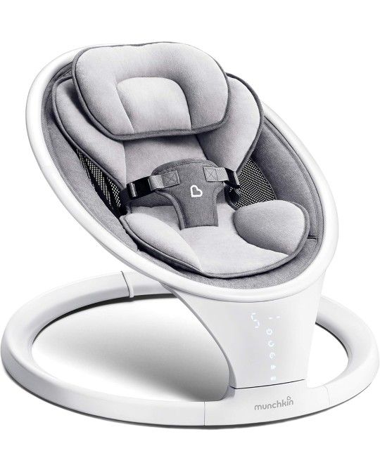 Munchkin Baby Swing, Portable and Lightweight, Bluetooth Enabled Electric Infant Rocker with Natural Sway in 5 Ranges of Motion, Newborn Nursery Essen