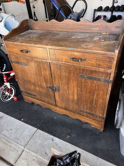 Wood Dresser