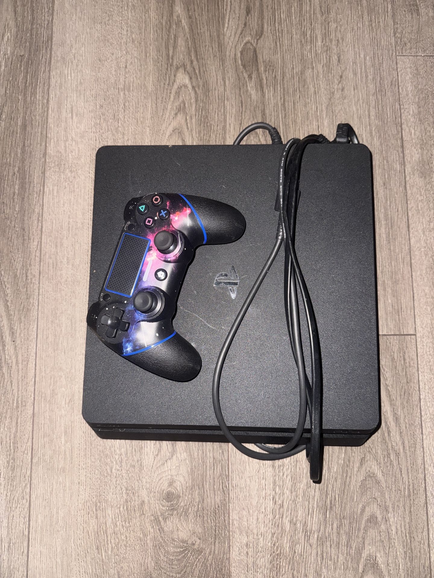 PS4 Slim (Throw Offers)