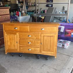 Buffet Cabinet With Top