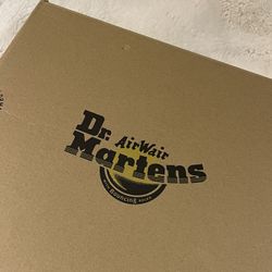 Dr. Martens 2976 Virginia  Leather  Chelsea Boot 