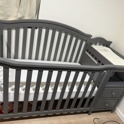 Crib 4-in-1