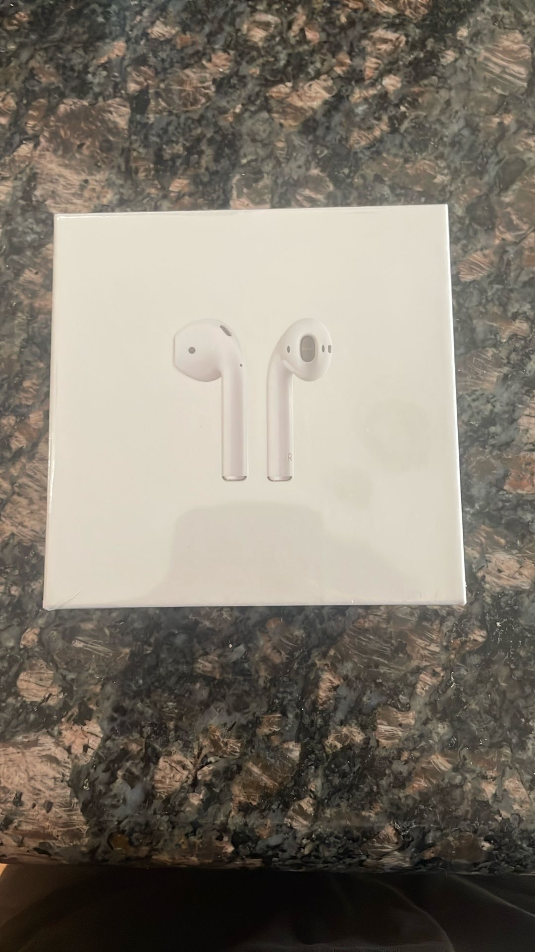 Apple AirPods Gen 2
