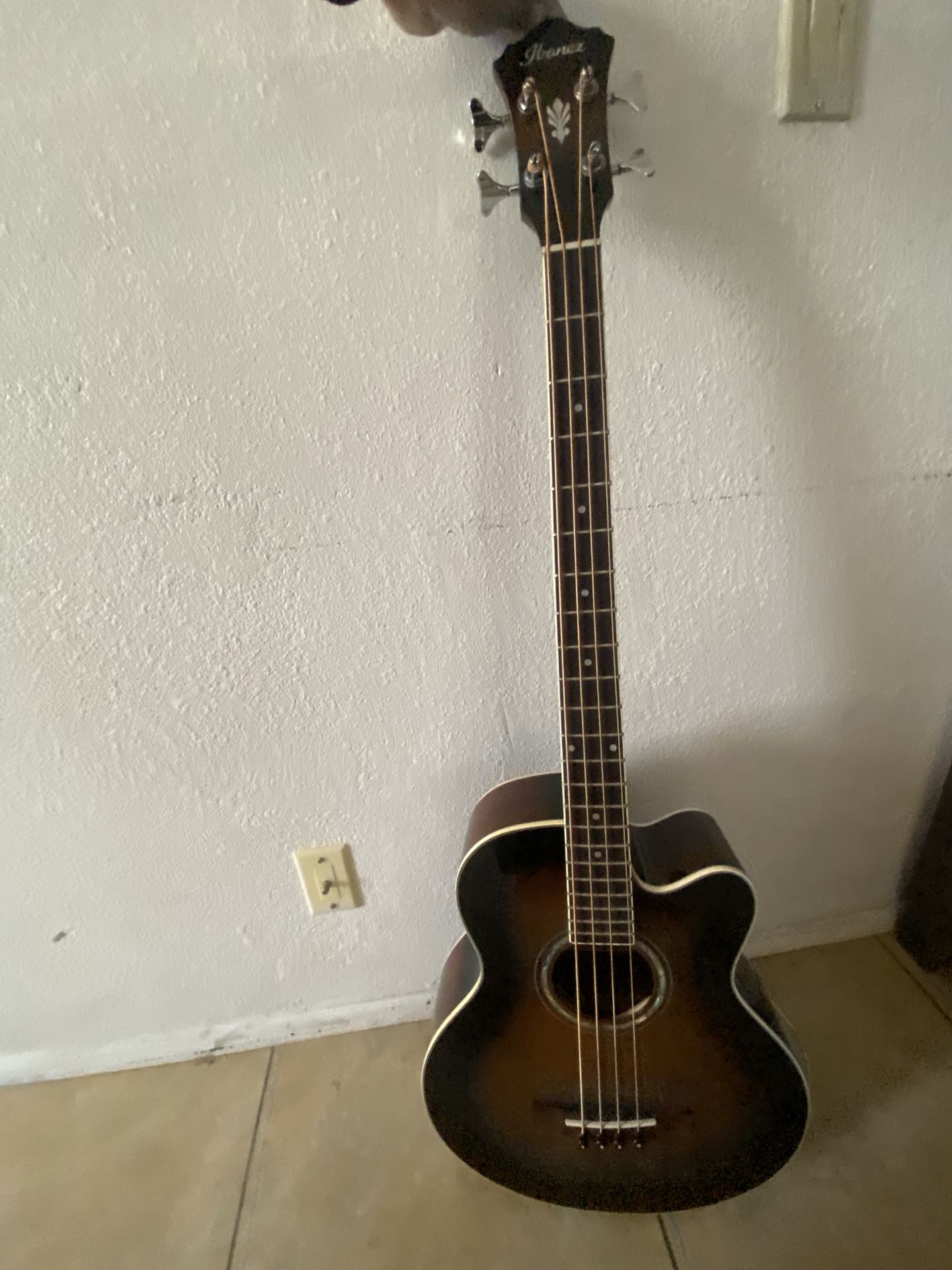 Ibanez Bass/bajoloche