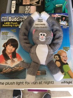 Hug light buddies reading light