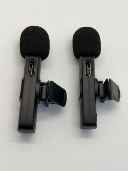 Wireless Lavalier Microphone Set with 3-in-1 Receiver
