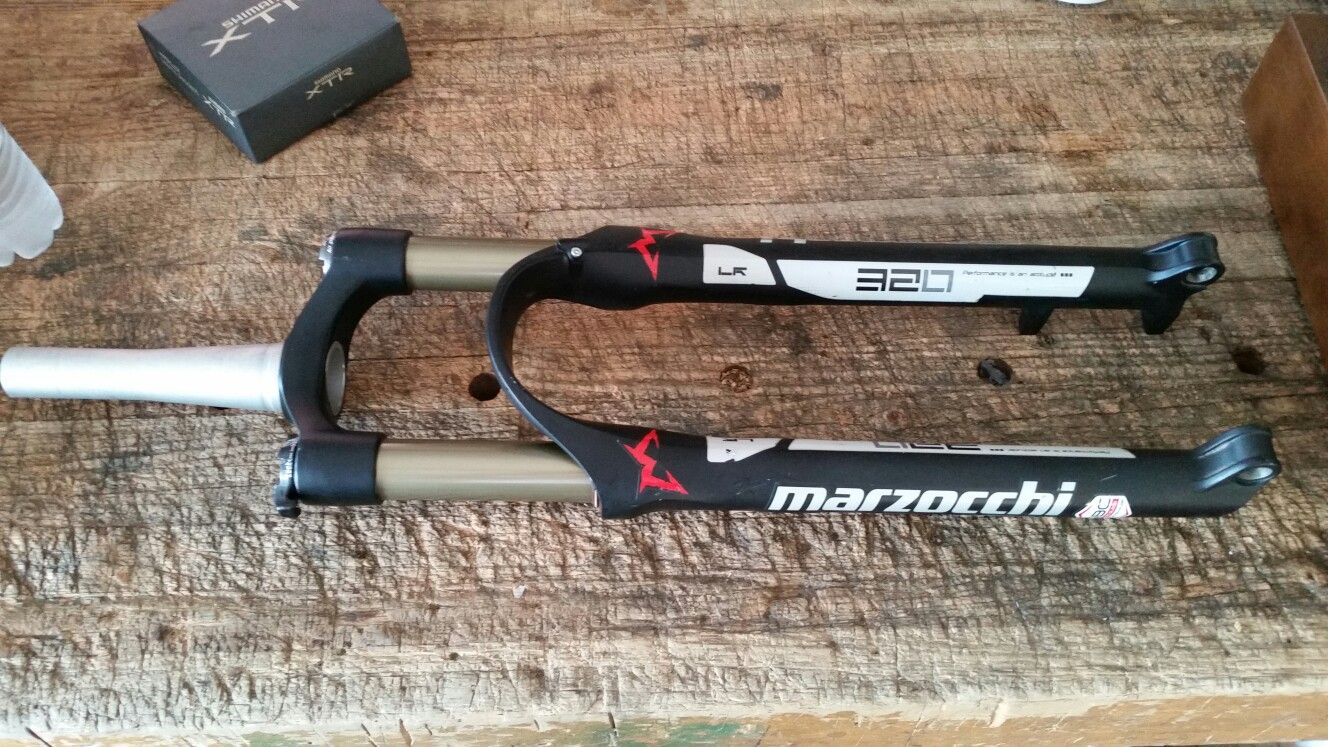 Marzocchi 320 LR Mountain Bike Fork *Nice!*