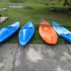 Kayaks 