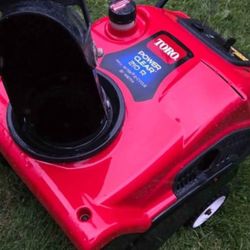 Toro Snowblower 210E Power Clear 141cc 2 Cycle 