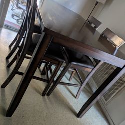 Dinning Table 