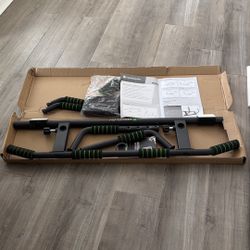 Multi-Grip Pull Up Bar - Brand New