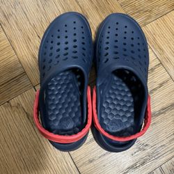 Kid's shoes