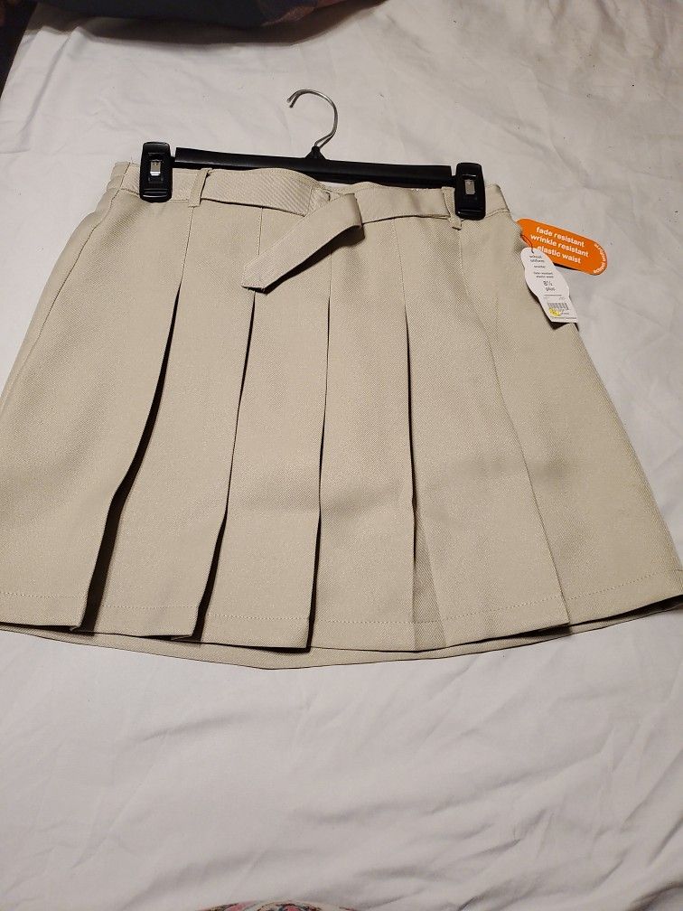 Girls Size 8 1/2 Plus Skirt
