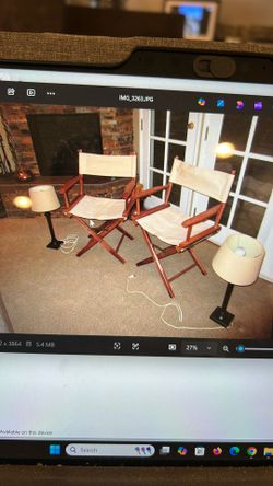Directors Chairs And Table Lamps