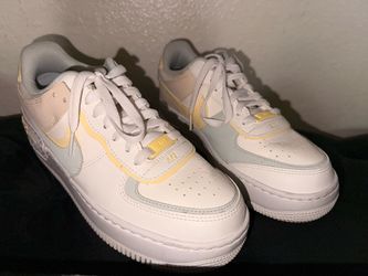 Women Nike Shoe