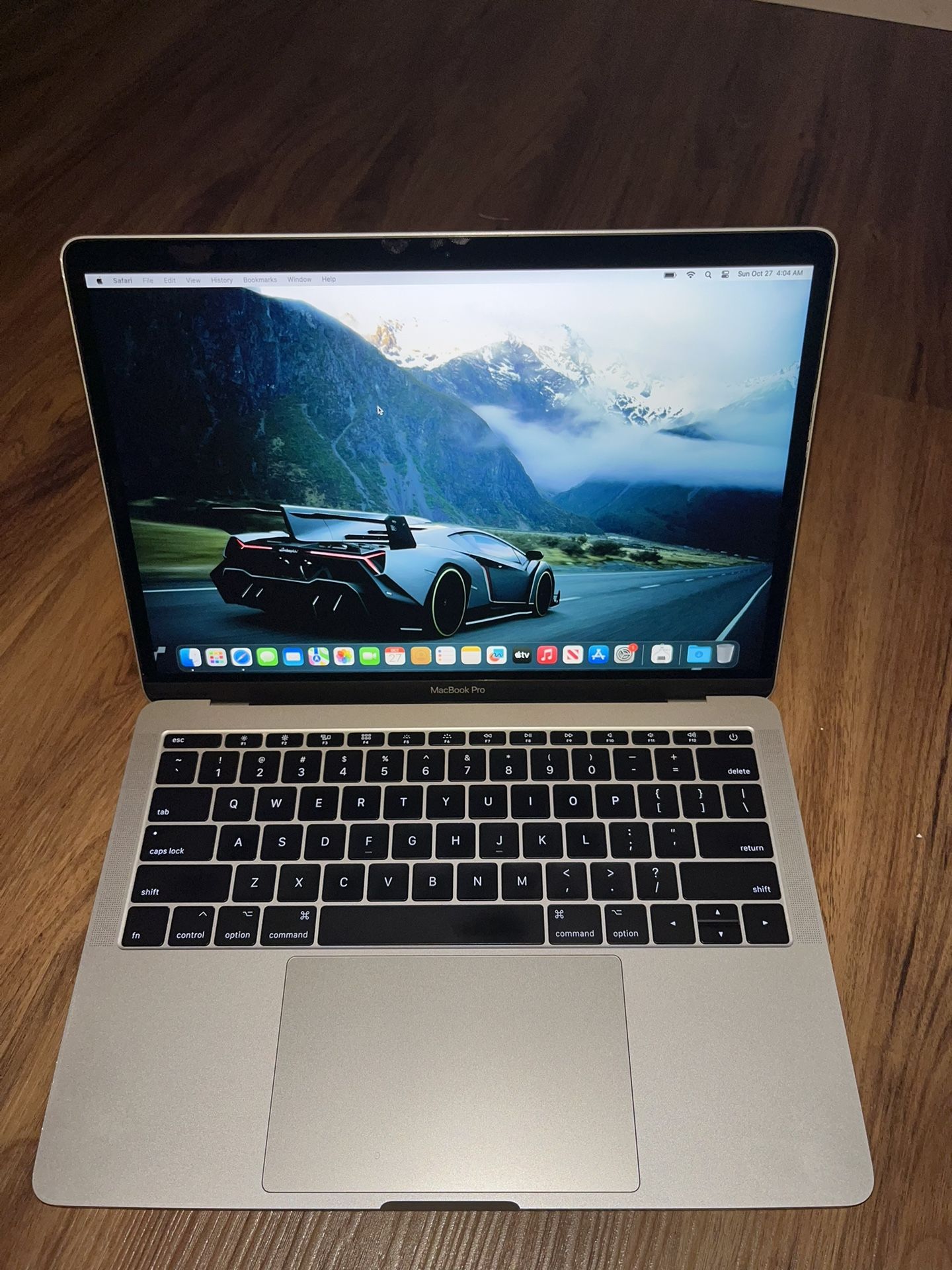2017 Apple MacBook Pro Air 500 GB