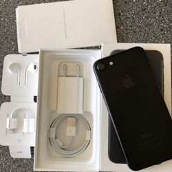 iPhone 8 Unlocked With Warranty 