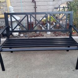 BLACK METAL PATIO BENCH 