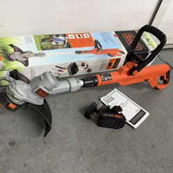 Black and Decker Cordless 20V String Trimmer Kit