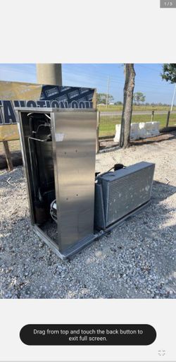 ARCTIC TEMP ICE MACHINE 2000 LBS
