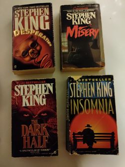 4 STEPHEN KING BOOKS