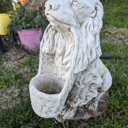 Vintage Concrete Spaniel Dog Garden Planter - 19-inch Outdoor Decor