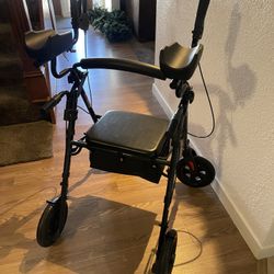 DUAL BREAK UP WALKER